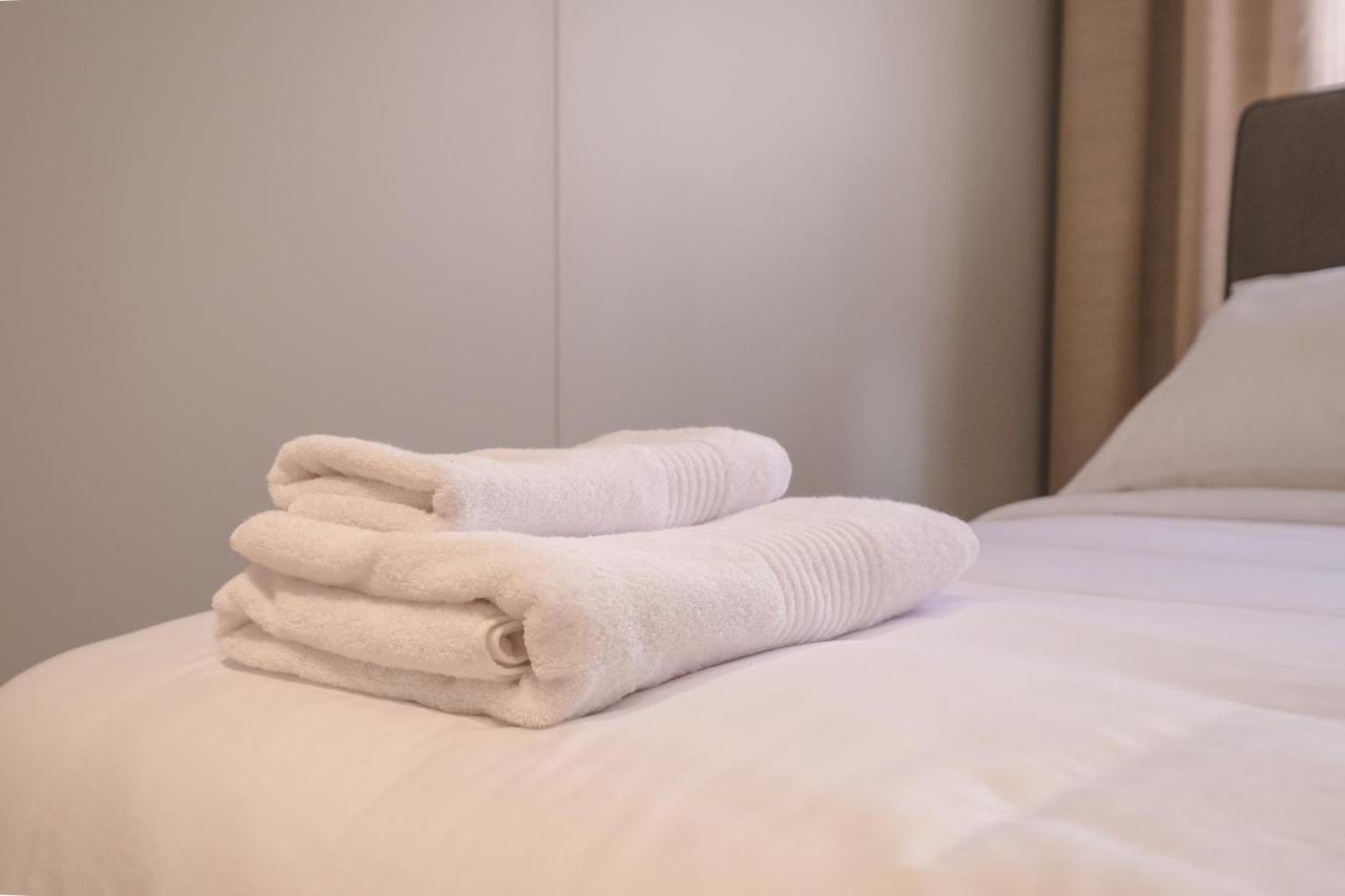 Two Steps Apartments 티라나 외부 사진
