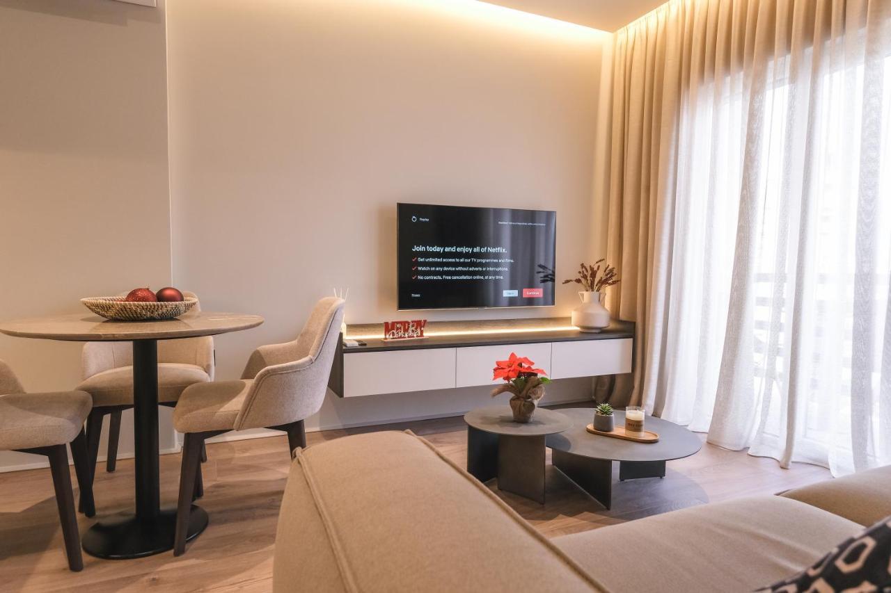 Two Steps Apartments 티라나 외부 사진