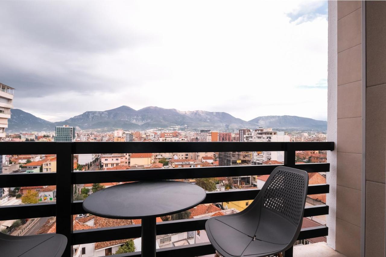 Two Steps Apartments 티라나 외부 사진
