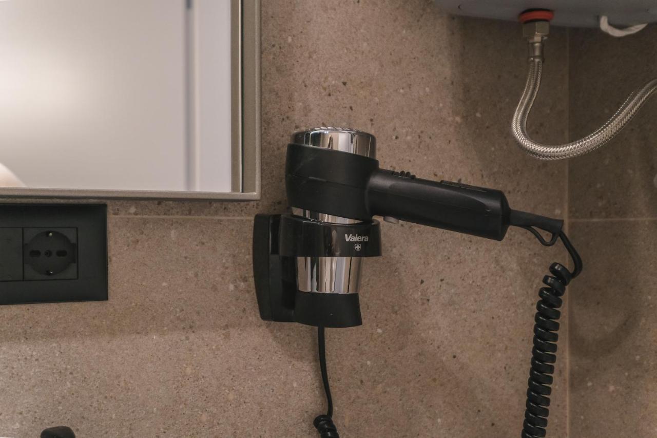 Two Steps Apartments 티라나 외부 사진