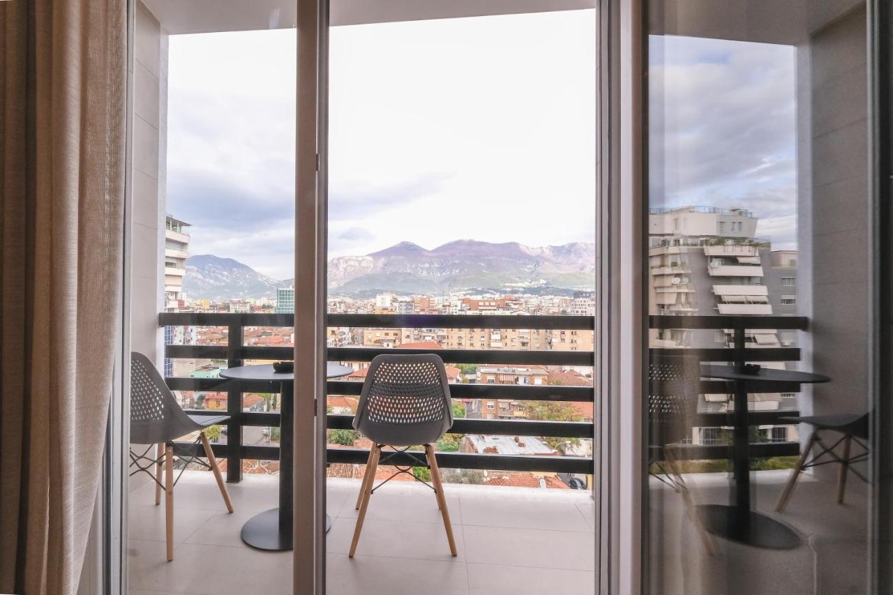 Two Steps Apartments 티라나 외부 사진
