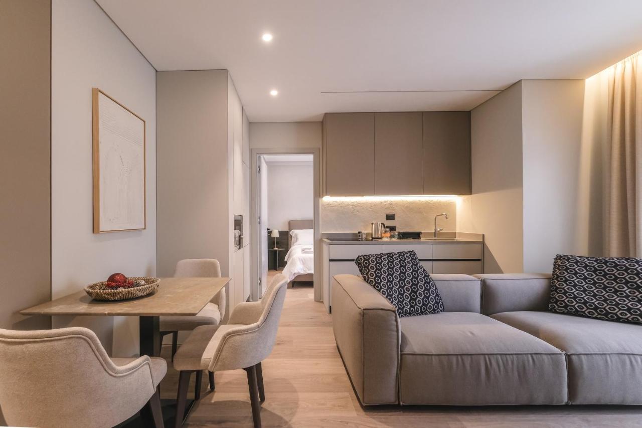Two Steps Apartments 티라나 외부 사진