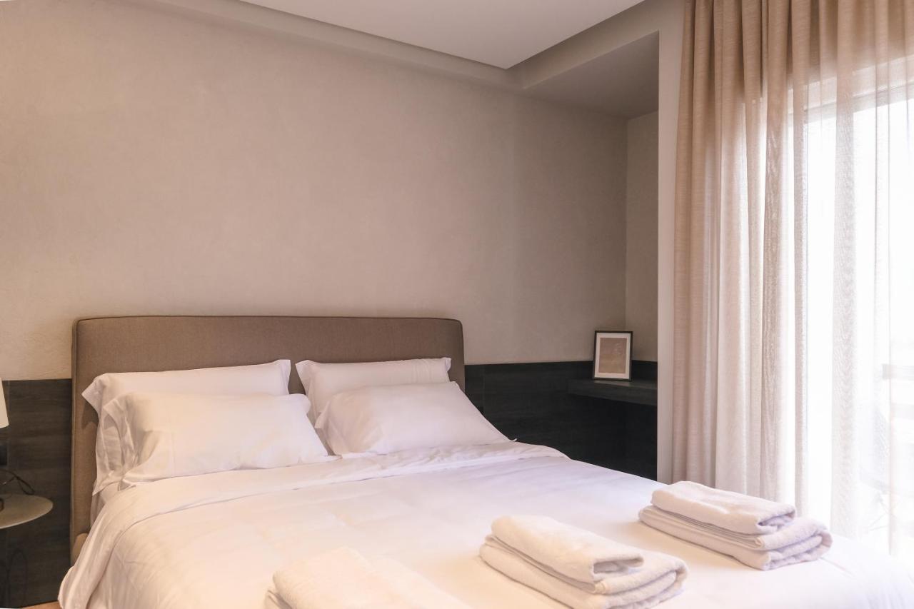 Two Steps Apartments 티라나 외부 사진