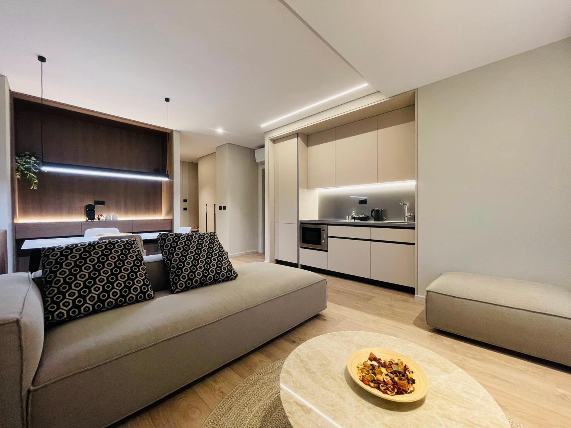 Two Steps Apartments 티라나 외부 사진