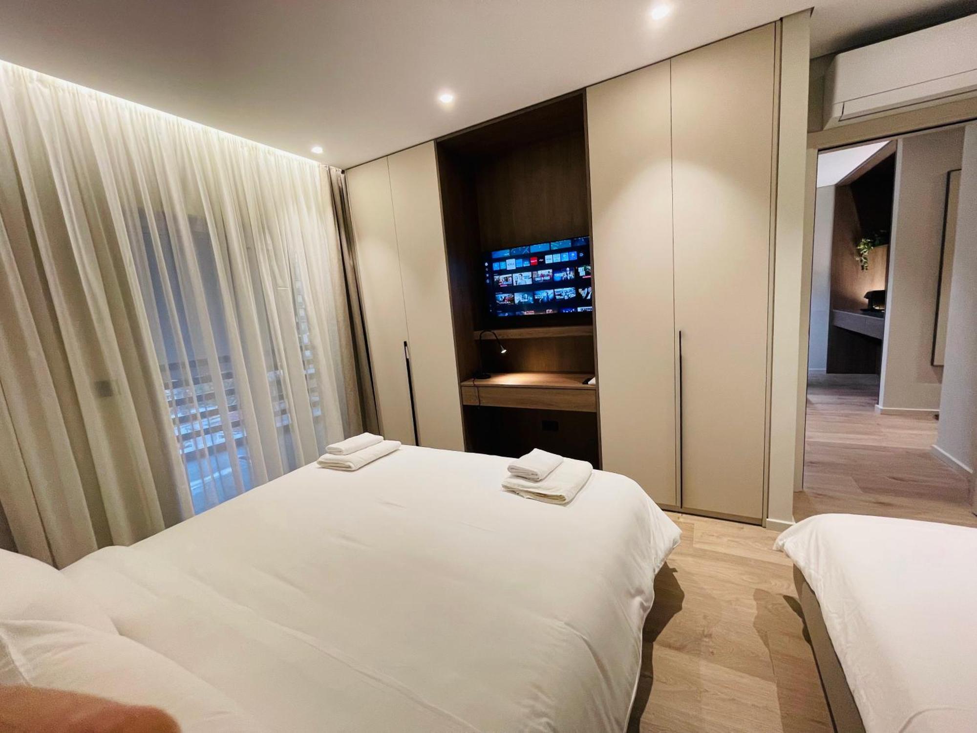 Two Steps Apartments 티라나 외부 사진